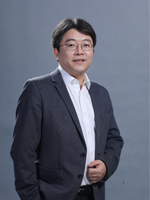 吃瓜视频
 执行院长 文继荣